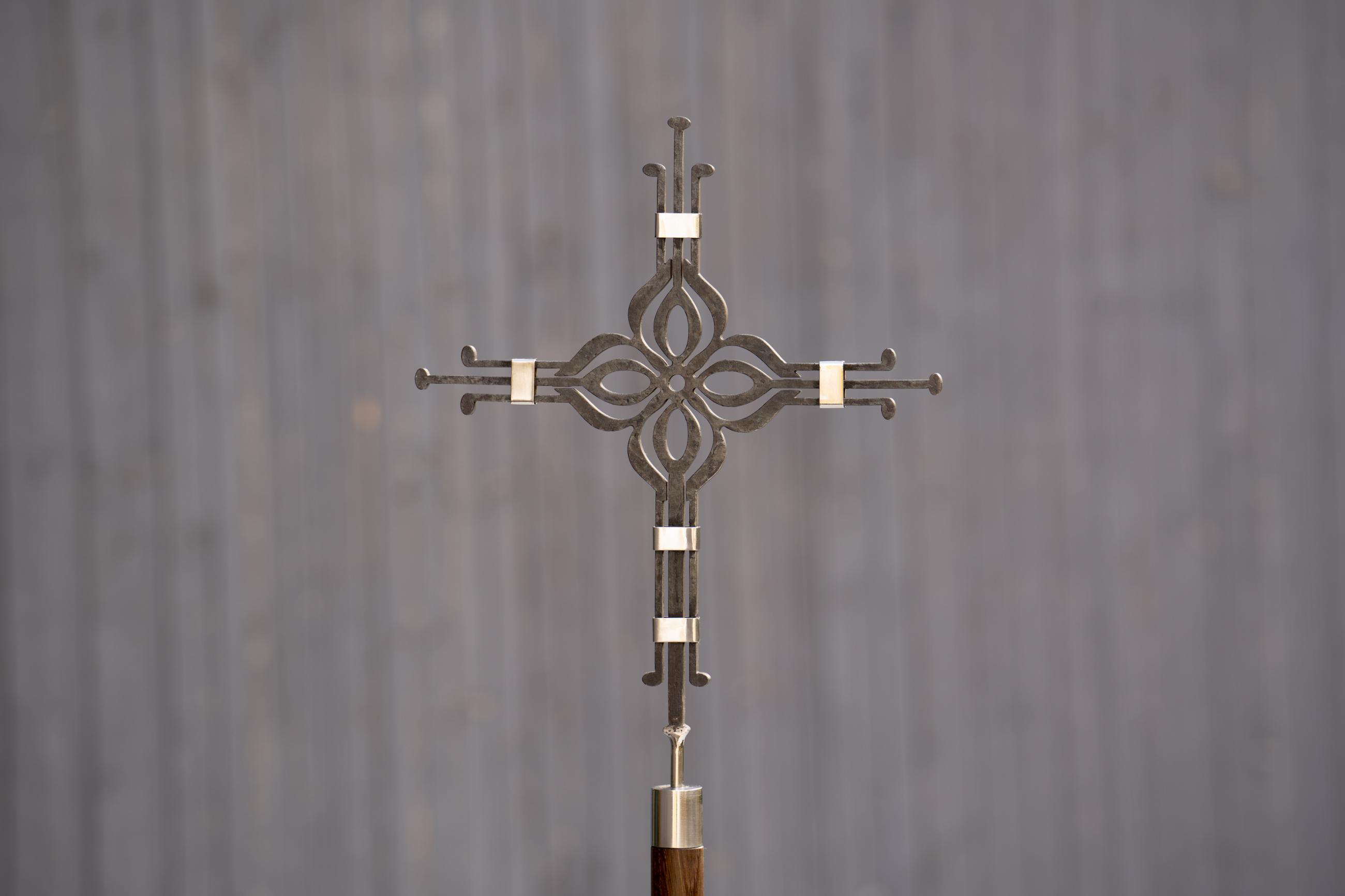 Prosesjonskors Værøy kirke