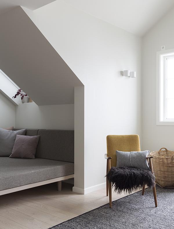 enebolig Færder innredet av nyfelt og strand