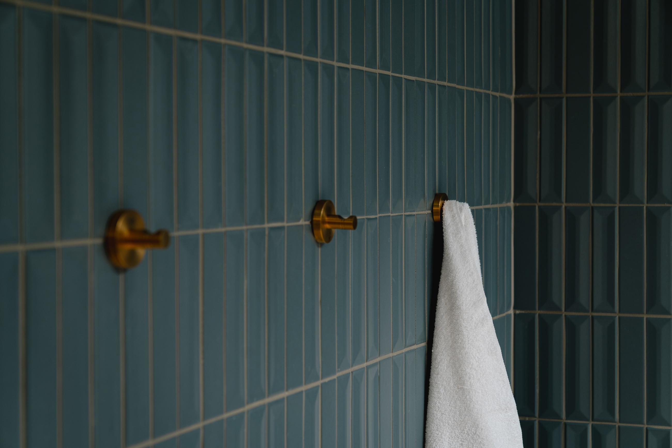 Grønne fliser går igjen flere steder i prosjektet